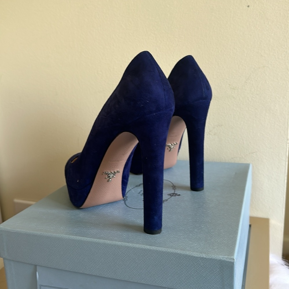 Prada Navy Platform Closed Pump Size 38 - image 3